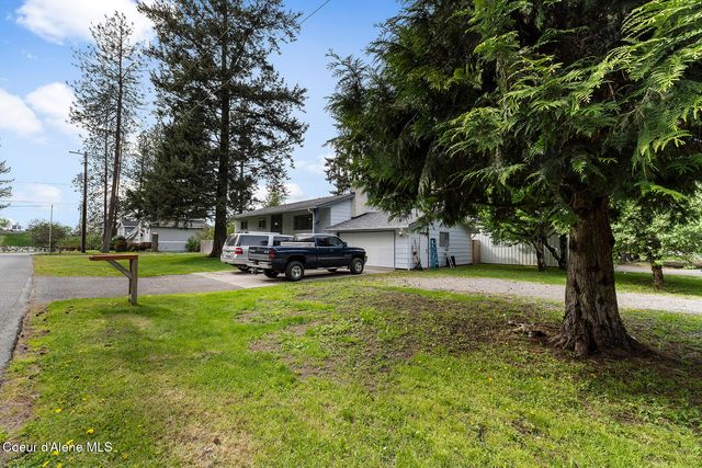 109 E Alvis RD, Hayden, ID 83835