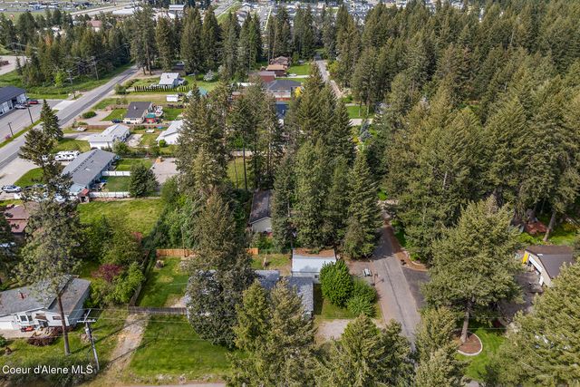 109 E Alvis RD, Hayden, ID 83835