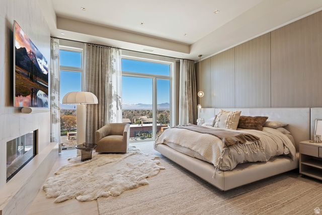 1920 E RODEO WALK DR DR, Holladay, UT 84117