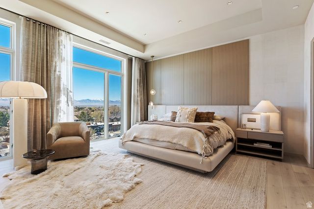 1920 E RODEO WALK DR DR, Holladay, UT 84117