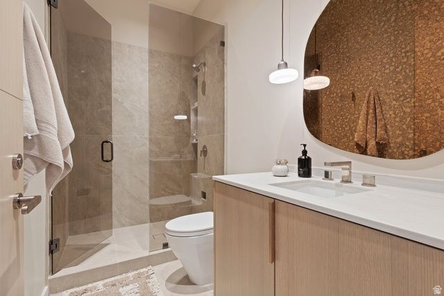 1920 E RODEO WALK DR DR, Holladay, UT 84117