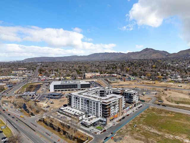 1920 E RODEO WALK DR DR, Holladay, UT 84117