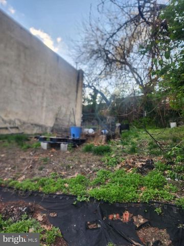 457 E PRICE ST, Philadelphia, PA 19144