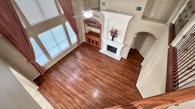 6812 Sail Away Place, Grand Prairie, TX 75054