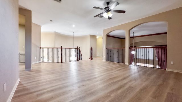 6812 Sail Away Place, Grand Prairie, TX 75054