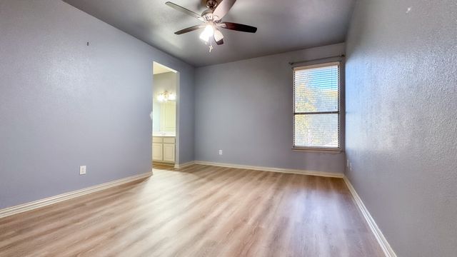 6812 Sail Away Place, Grand Prairie, TX 75054