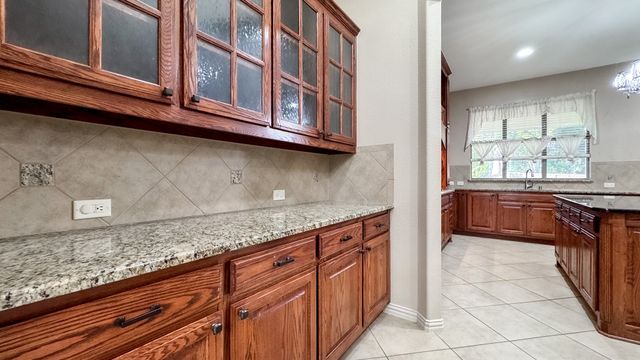 6812 Sail Away Place, Grand Prairie, TX 75054