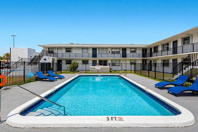 311 NW 42ND CT 101, Pompano Beach, FL 33064