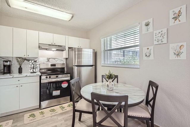 311 NW 42ND CT 101, Pompano Beach, FL 33064