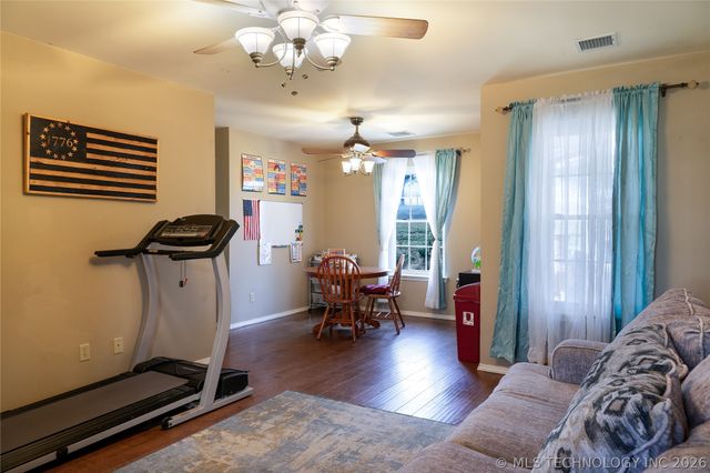 10951 S 209th East Avenue, Broken Arrow, OK 74014