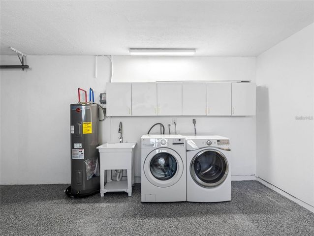 562 JOHNS PASS AVENUE, Madeira Beach, FL 33708