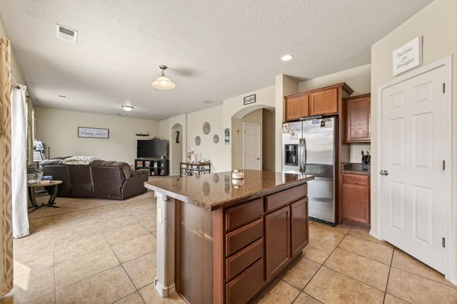 836 Kipuka Drive NW, Albuquerque, NM 87120
