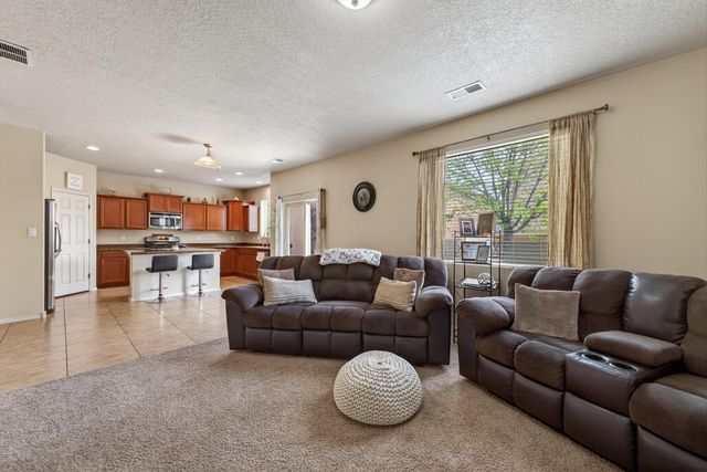 836 Kipuka Drive NW, Albuquerque, NM 87120