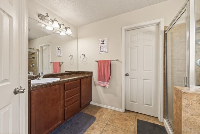 836 Kipuka Drive NW, Albuquerque, NM 87120
