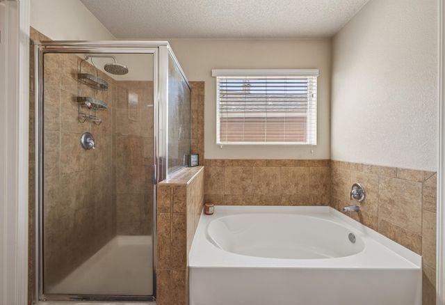 836 Kipuka Drive NW, Albuquerque, NM 87120