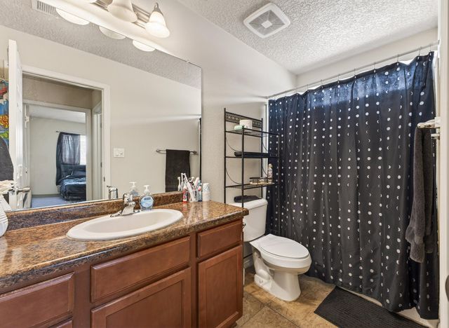 836 Kipuka Drive NW, Albuquerque, NM 87120