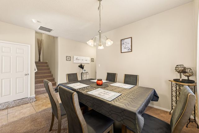836 Kipuka Drive NW, Albuquerque, NM 87120