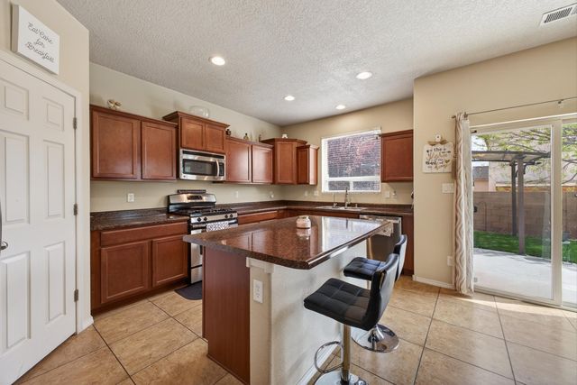 836 Kipuka Drive NW, Albuquerque, NM 87120