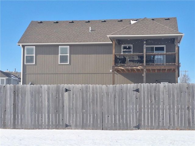 101 Lisa Avenue, Lathrop, MO 64465