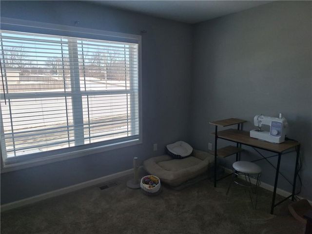 101 Lisa Avenue, Lathrop, MO 64465