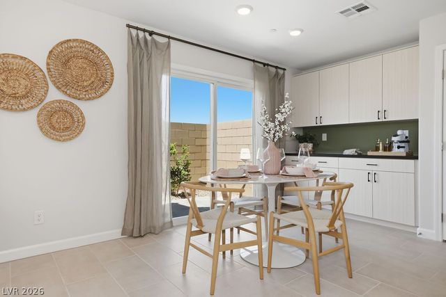913 Cadence View Way, Henderson, NV 89011