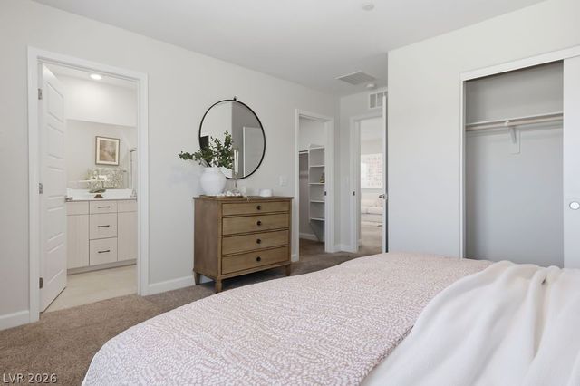 913 Cadence View Way, Henderson, NV 89011