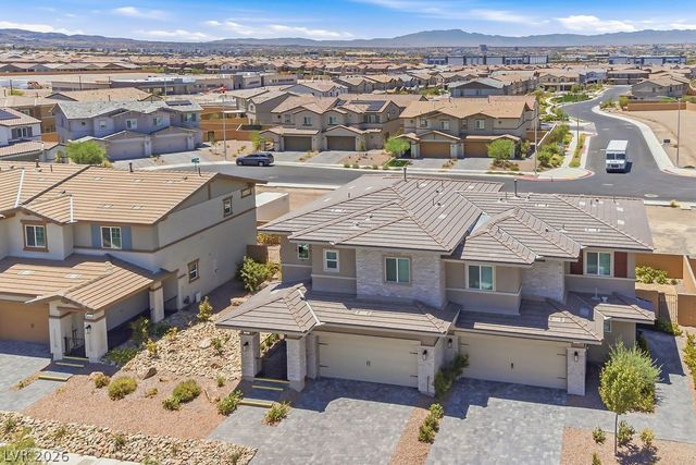 913 Cadence View Way, Henderson, NV 89011