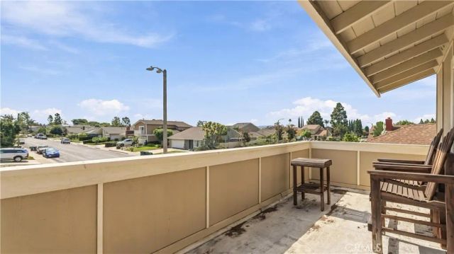 14631 Deer Park, Irvine, CA 92604