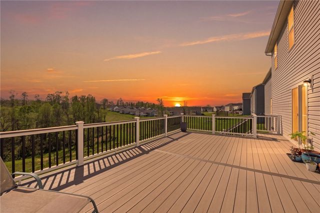 417 Coventry Court, Lancaster Twp, PA 16037