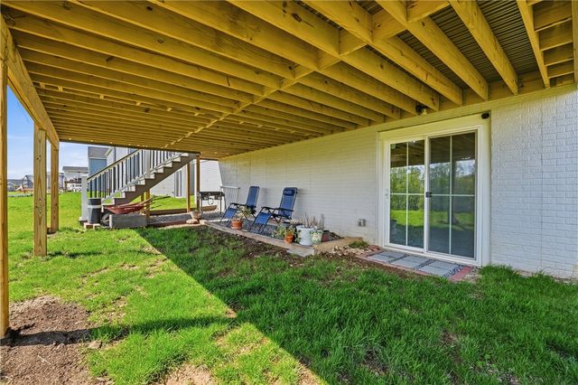 417 Coventry Court, Lancaster Twp, PA 16037