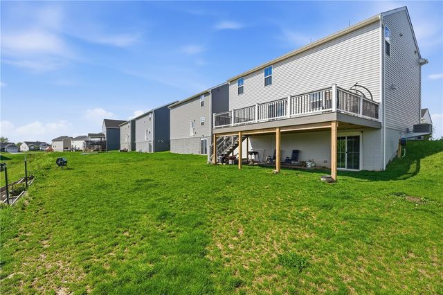 417 Coventry Court, Lancaster Twp, PA 16037