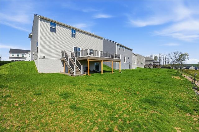 417 Coventry Court, Lancaster Twp, PA 16037
