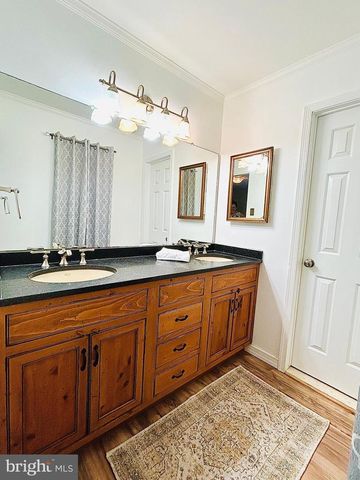 825 HUDSON DR, Yardley, PA 19067