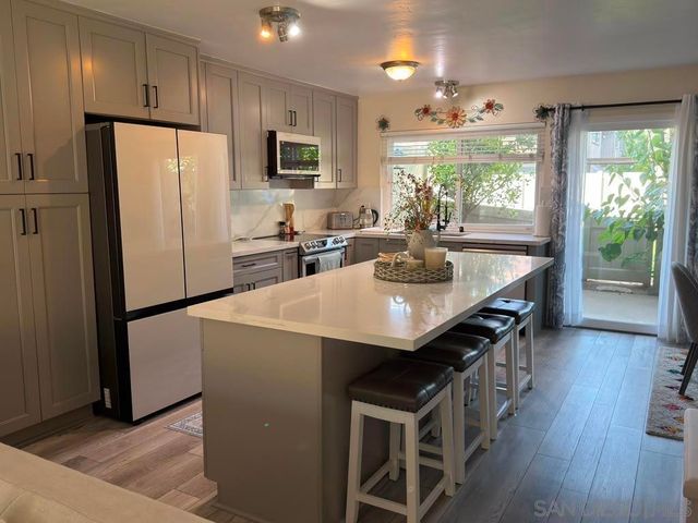 11375 Matinal Circle, San Diego, CA 92127