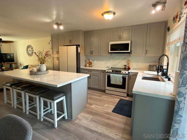 11375 Matinal Circle, San Diego, CA 92127