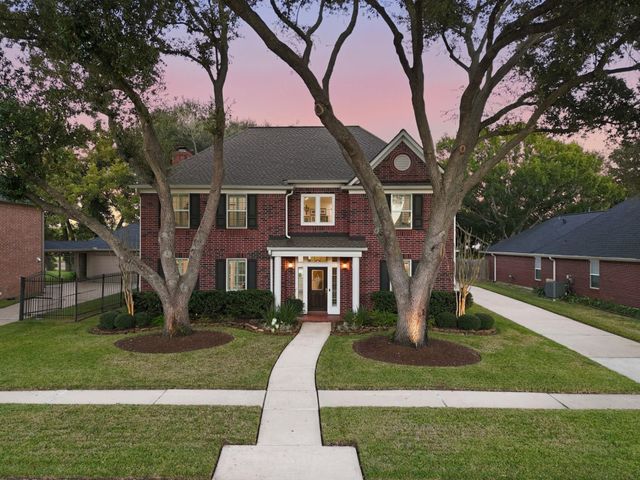 4714 Kirkwall Drive, Sugar Land, TX 77479