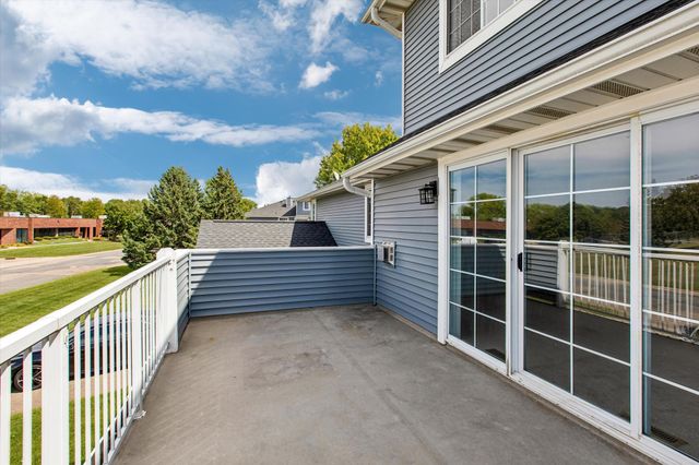 2313 117th Street E, Burnsville, MN 55337