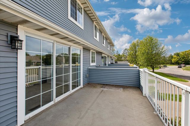 2313 117th Street E, Burnsville, MN 55337