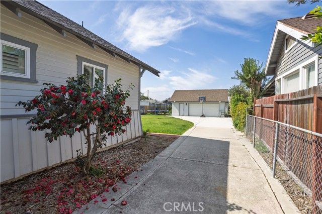214 N 7th, Santa Paula, CA 93060