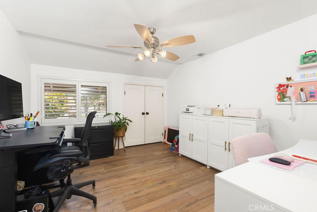 Image 18 of property listing at 20932 Coastview Lane, Huntington Beach, CA 92648