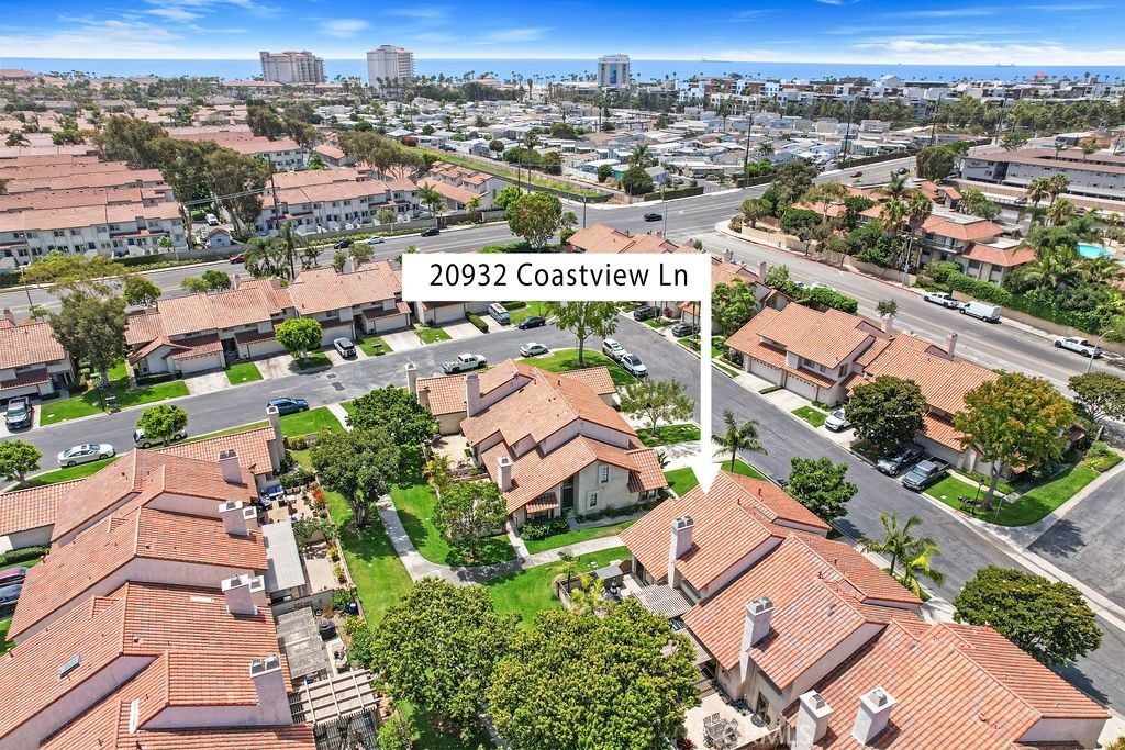 Image 28 of property listing at 20932 Coastview Lane, Huntington Beach, CA 92648