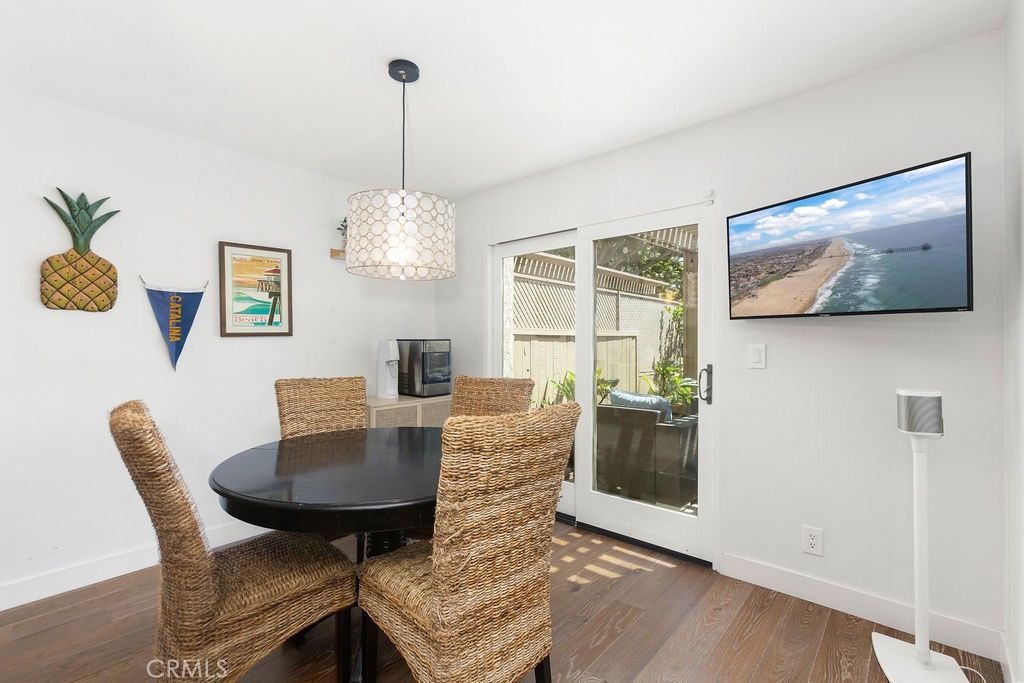 Image 5 of property listing at 20932 Coastview Lane, Huntington Beach, CA 92648