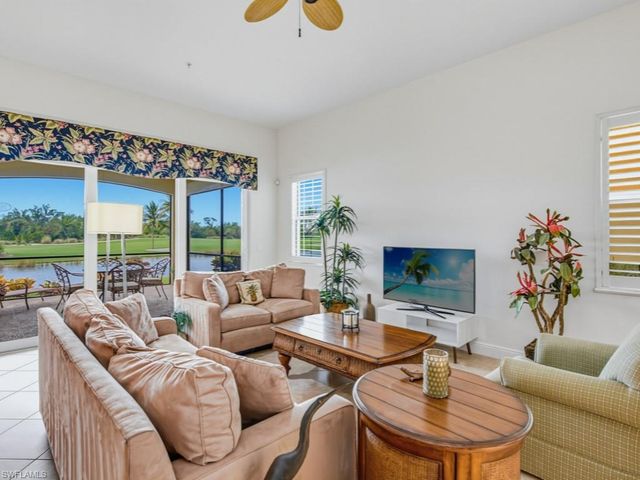 1446 Borghese LN 101, Naples, FL 34114