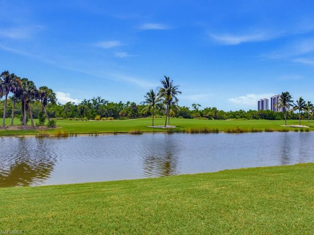 1446 Borghese LN 101, Naples, FL 34114