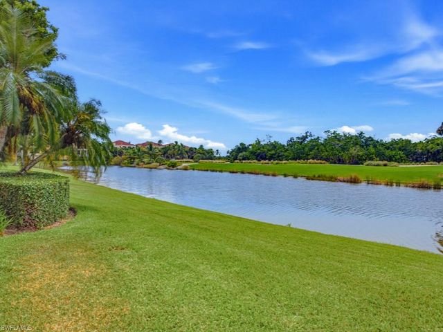 1446 Borghese LN 101, Naples, FL 34114
