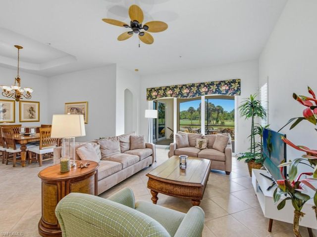 1446 Borghese LN 101, Naples, FL 34114