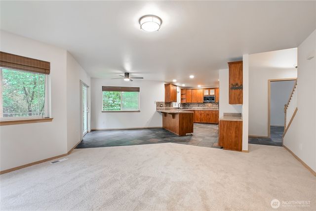 9430 NE 181st Lane, Bothell, WA 98011