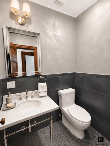 1137 Park Place, New York City, NY 11213