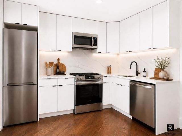 1137 Park Place, New York City, NY 11213