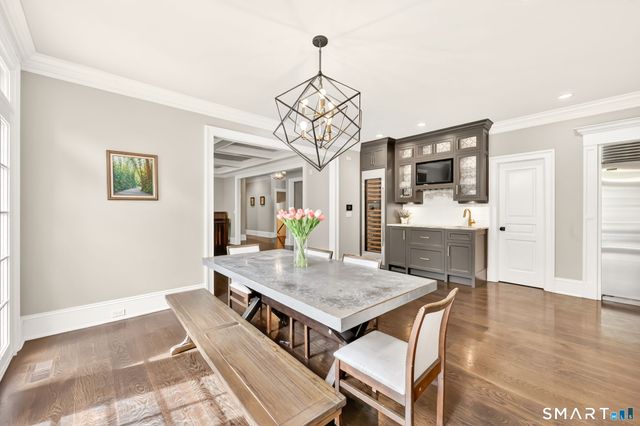 14 Robkins Road, Avon, CT 06001
